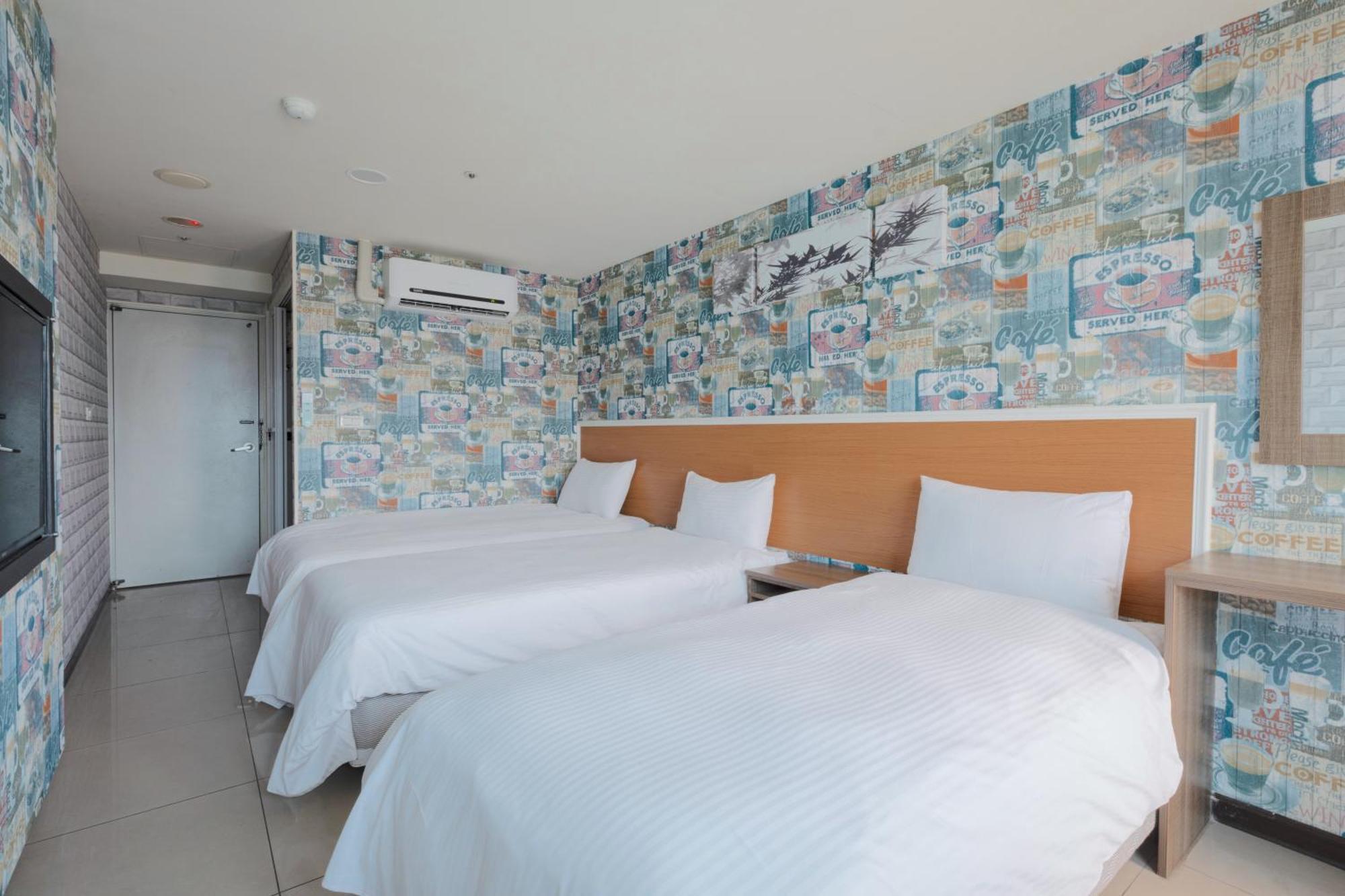 E Lim Hotel Чжунли Стая снимка